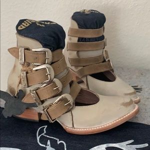 Freebird by Steven Scarlett Booties Size 5